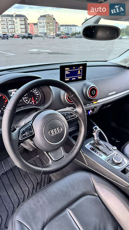 Седан Audi A3 2015 в Києві