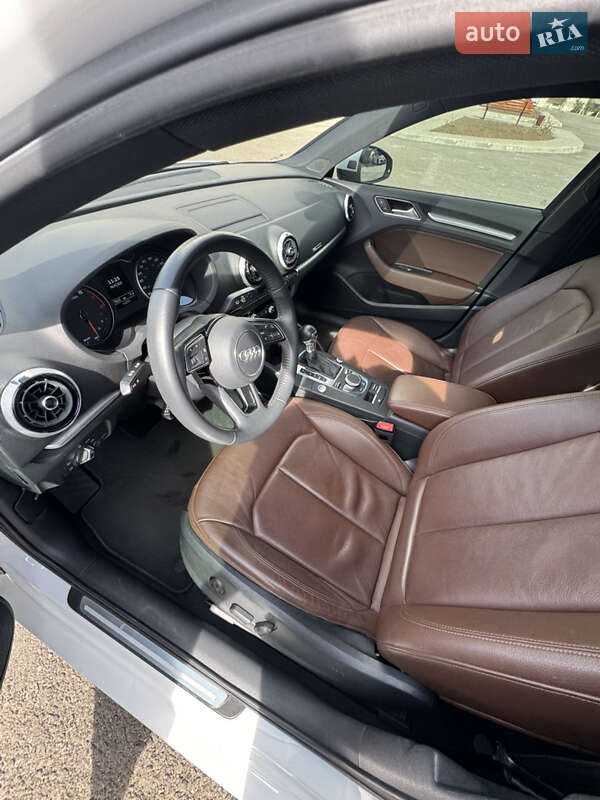 Седан Audi A3 2020 в Одесі