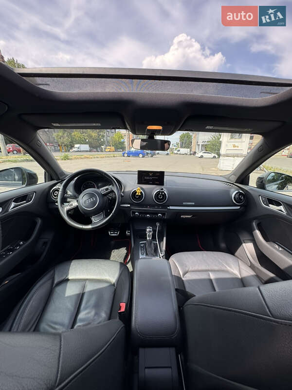 Седан Audi A3 2016 в Днепре