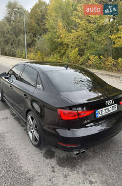 Седан Audi A3 2015 в 