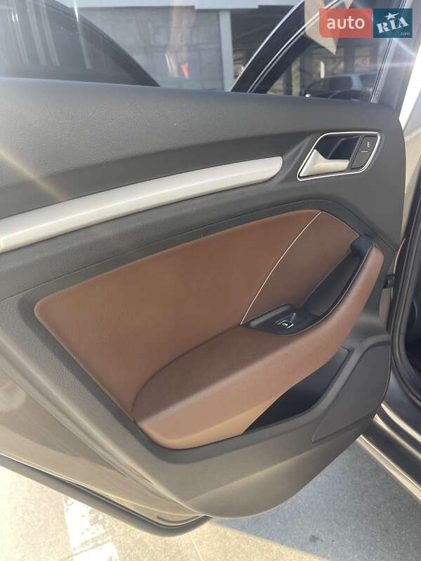 Седан Audi A3 2015 в Одессе