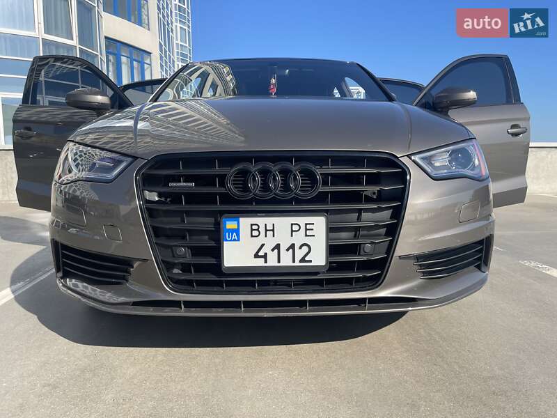Седан Audi A3 2015 в Одессе