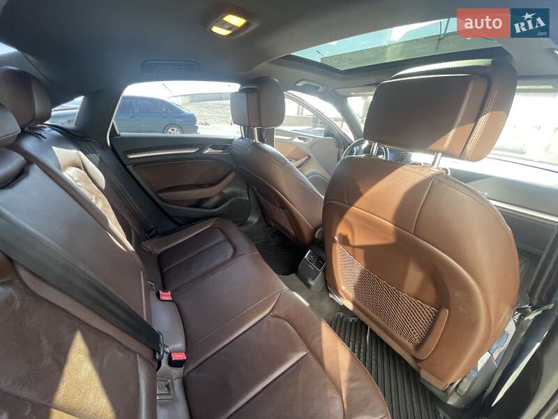 Седан Audi A3 2015 в Одессе