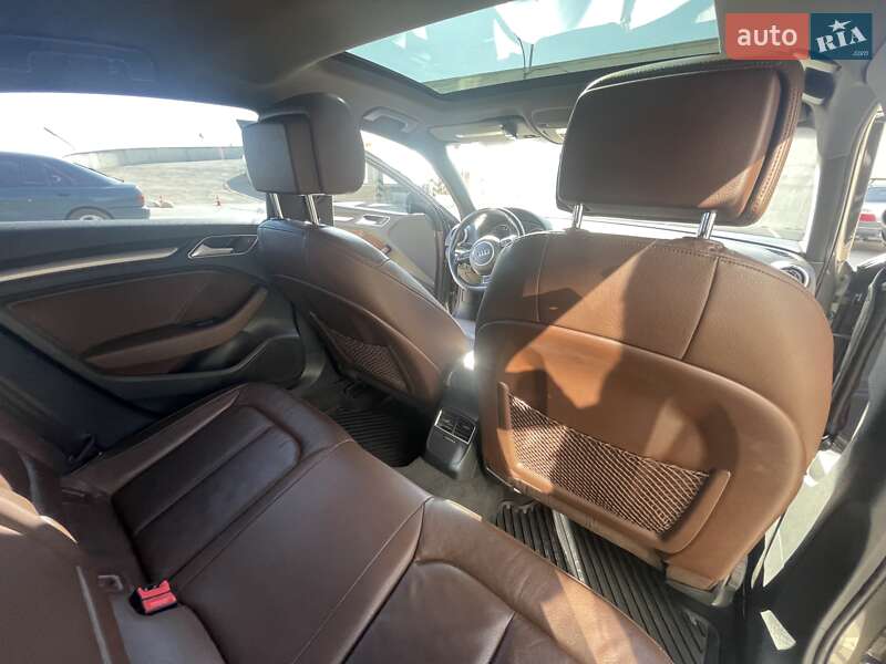 Седан Audi A3 2015 в Одессе