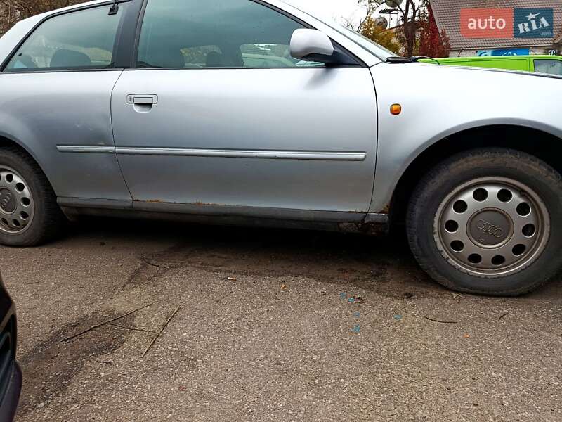 Хэтчбек Audi A3 1998 в Харькове