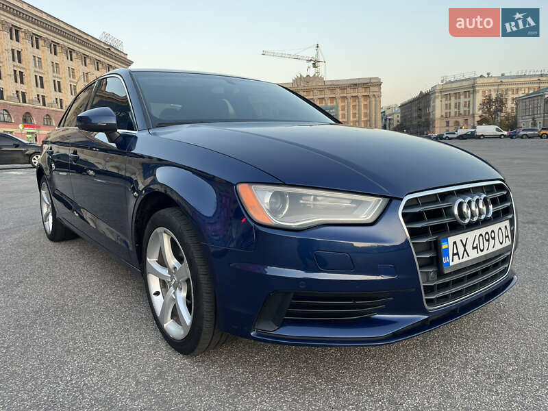 Седан Audi A3 2015 в Харькове