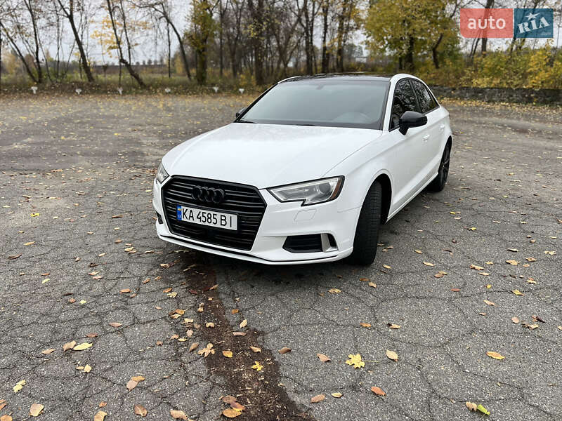 Седан Audi A3 2016 в Корсуне-Шевченковском фото 2 Седан Audi A3 2016 в Корсуне-Шевченковском