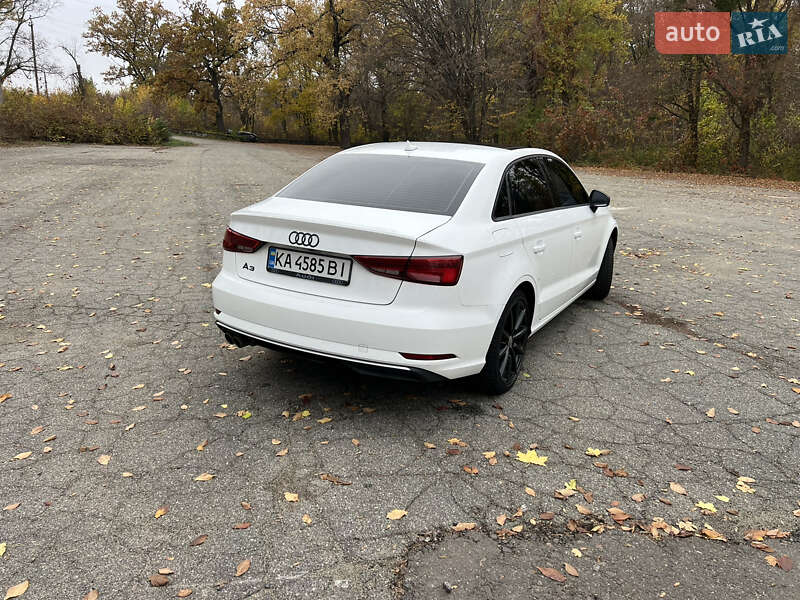 Седан Audi A3 2016 в Корсуне-Шевченковском фото 3 Седан Audi A3 2016 в Корсуне-Шевченковском