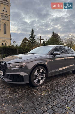 Седан Audi A3 2016 в Фастові