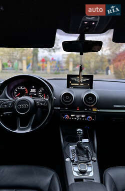 Седан Audi A3 2016 в Фастові