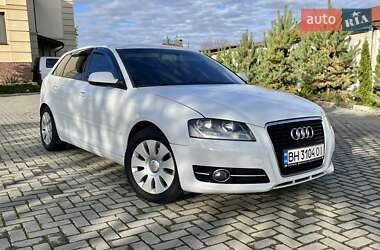 Хетчбек Audi A3 2012 в Золочеві
