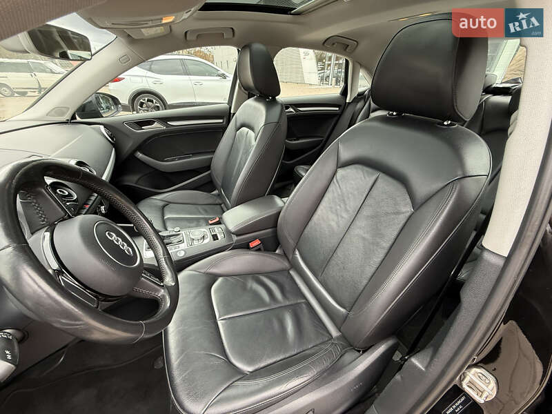 Седан Audi A3 2015 в Львові фото 24 Седан Audi A3 2015 в Львові