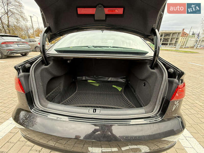 Седан Audi A3 2015 в Львові фото 33 Седан Audi A3 2015 в Львові