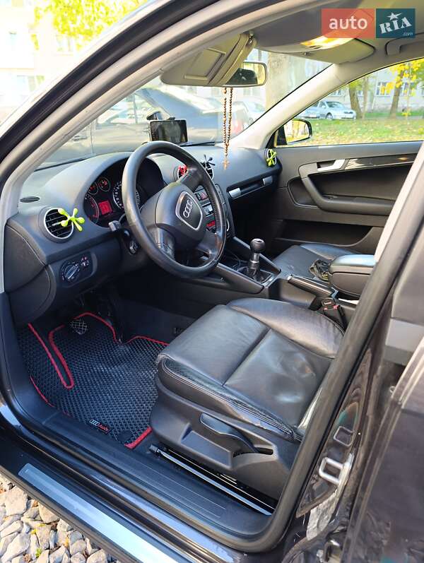 Хетчбек Audi A3 2005 в Калуші фото 5 Хетчбек Audi A3 2005 в Калуші