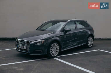 Хетчбек Audi A3 2017 в Києві Хетчбек Audi A3 2017 в Києві