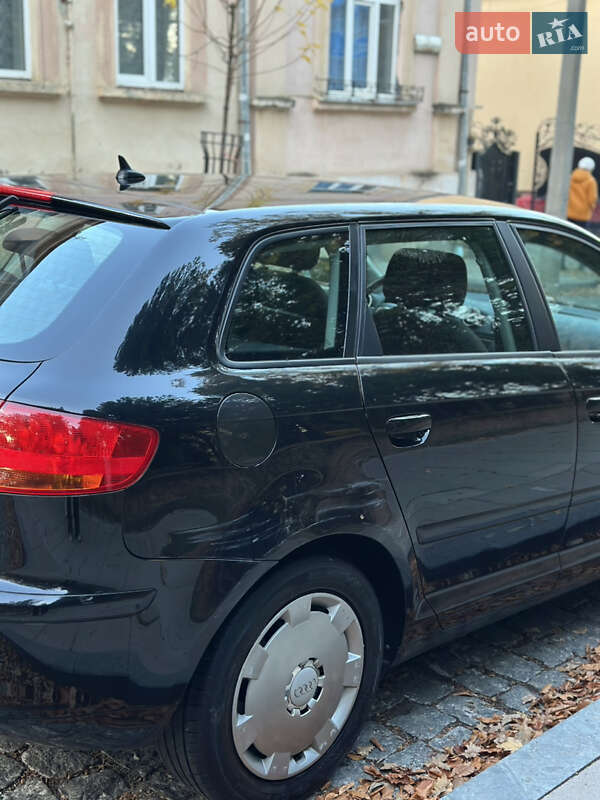 Хетчбек Audi A3 2008 в Чернівцях