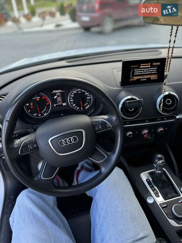 Седан Audi A3 2015 в Трускавці фото 12 Седан Audi A3 2015 в Трускавці