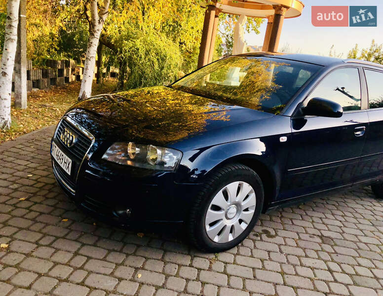 Хетчбек Audi A3 2004 в Івано-Франківську