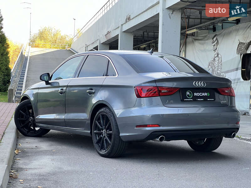 Седан Audi A3 2015 в Києві