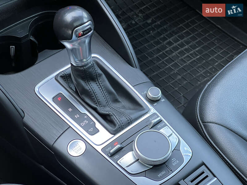 Седан Audi A3 2015 в Києві