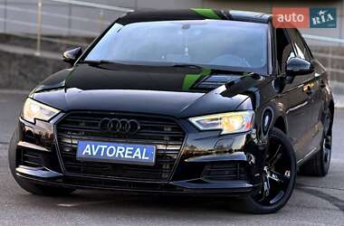 Седан Audi A3 2016 в Кривому Розі