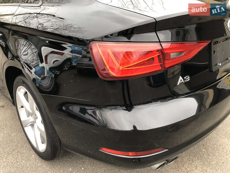 Седан Audi A3 2015 в Ірпені