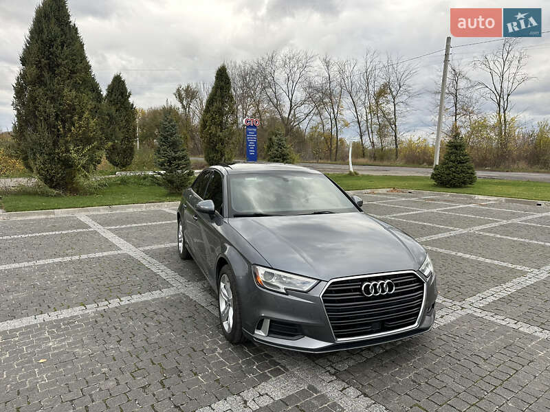 Седан Audi A3 2017 в Пирятине