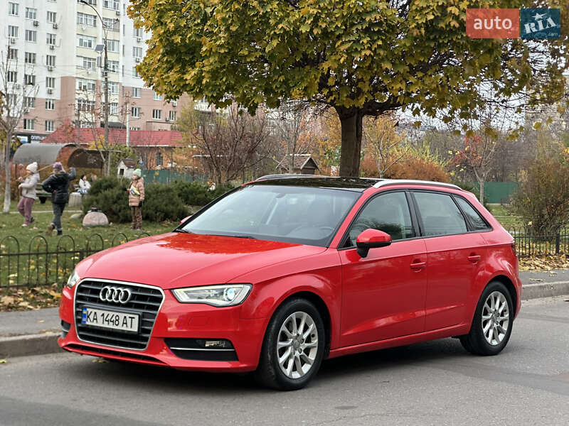 Хетчбек Audi A3 2016 в Києві