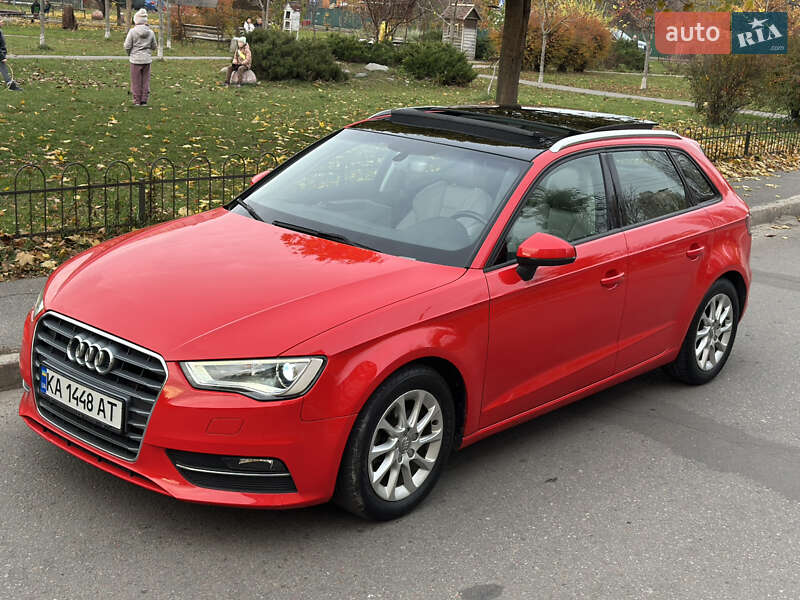 Хетчбек Audi A3 2016 в Києві