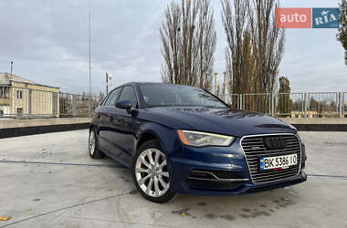 Хетчбек Audi A3 2015 в Києві