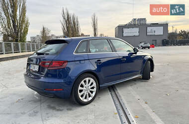 Хетчбек Audi A3 2015 в Києві