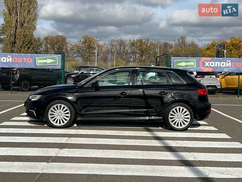 Хетчбек Audi A3 2017 в Одесі