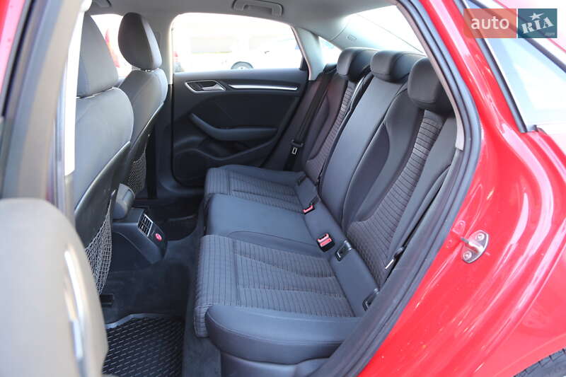 Седан Audi A3 2013 в Києві фото 10 Седан Audi A3 2013 в Києві