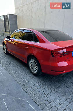 Седан Audi A3 2016 в Днепре