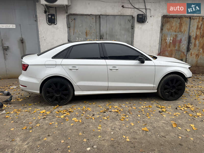 Седан Audi A3 2014 в Києві фото 12 Седан Audi A3 2014 в Києві