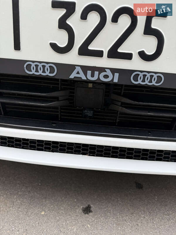 Седан Audi A3 2016 в Києві фото 10 Седан Audi A3 2016 в Києві