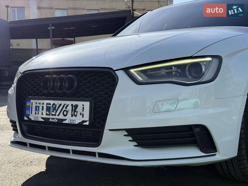 Седан Audi A3 2015 в Киеве