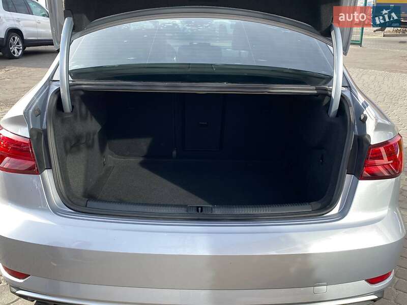 Седан Audi A3 2018 в Львове фото 15 Седан Audi A3 2018 в Львове