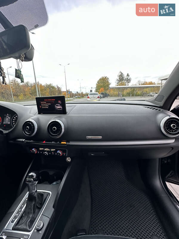 Седан Audi A3 2018 в Полтаве