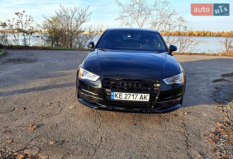 Седан Audi A3 2015 в Дніпрі