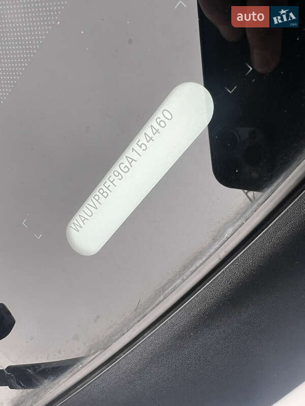 Хэтчбек Audi A3 2016 в Киеве