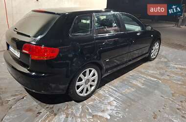 Хэтчбек Audi A3 2004 в Арбузинке