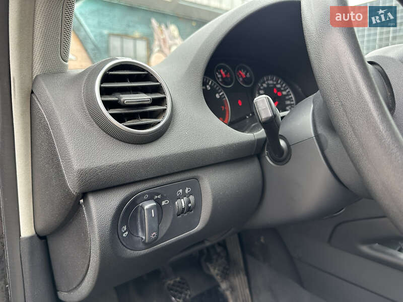 Хетчбек Audi A3 2005 в Луцьку