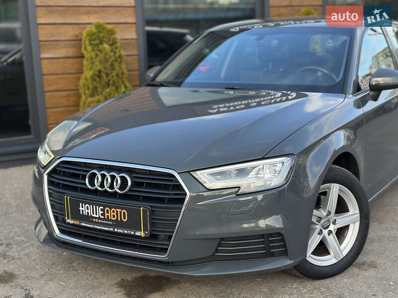 Хетчбек Audi A3 2019 в Шептицькому