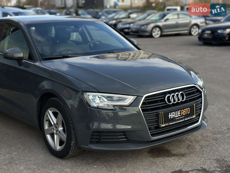 Хетчбек Audi A3 2019 в Шептицькому