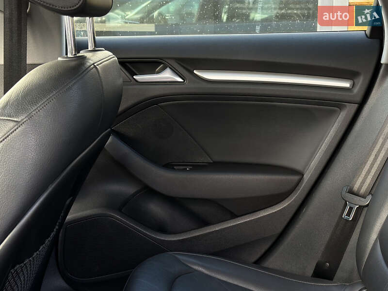 Хетчбек Audi A3 2019 в Шептицькому