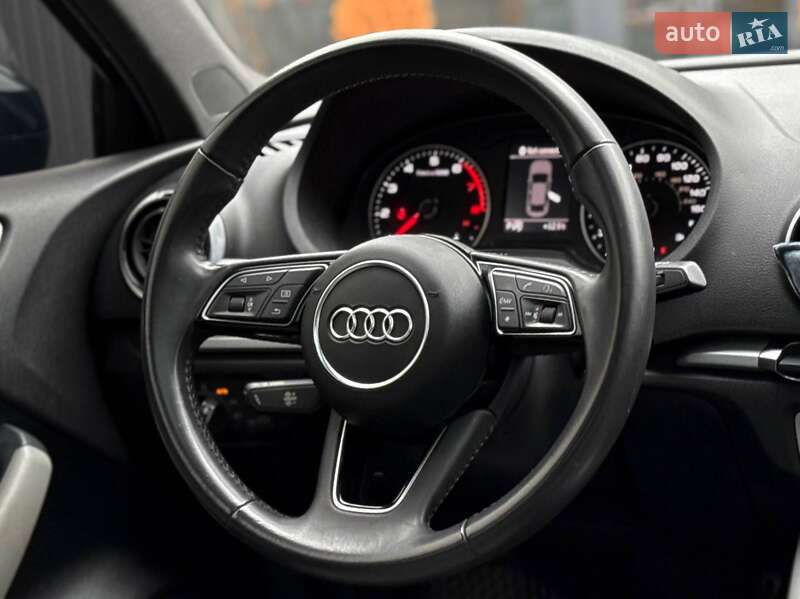 Седан Audi A3 2017 в Києві