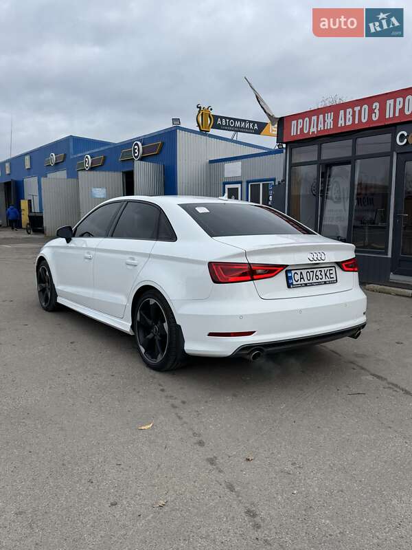 Седан Audi A3 2016 в Каменке