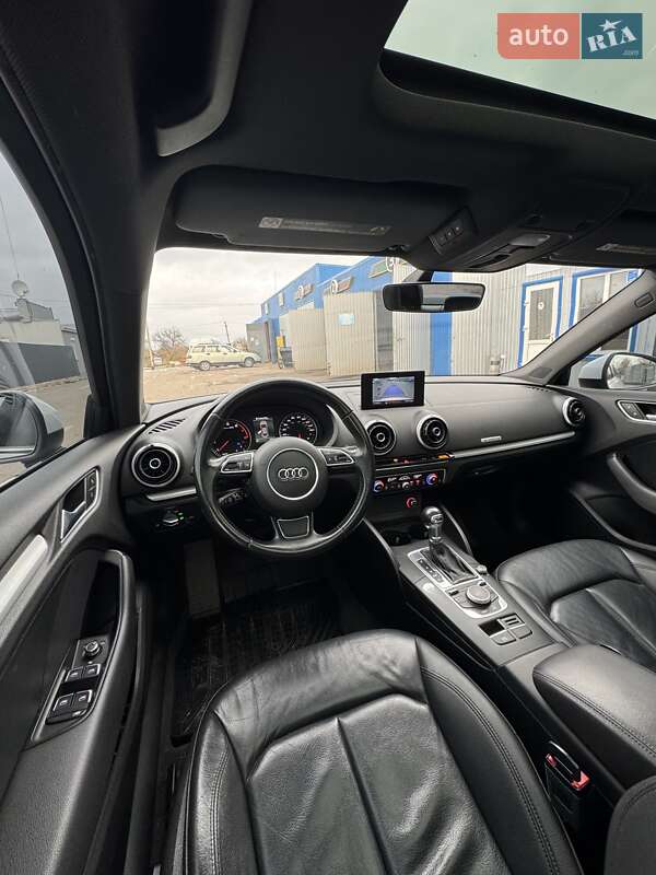 Седан Audi A3 2016 в Каменке