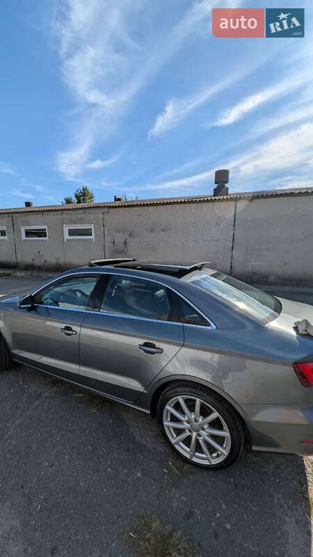 Седан Audi A3 2014 в Горишних Плавнях